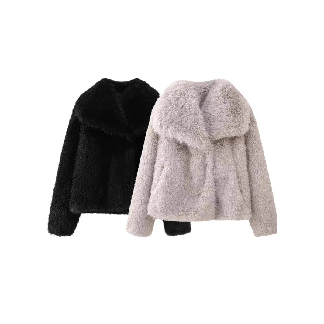 Stylish Short Faux Fur Coat with Polo Collar