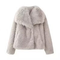 Stylish Short Faux Fur Coat with Polo Collar